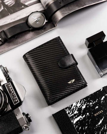 Pánska kožená peňaženka na karty cARBON - Peterson - čierna