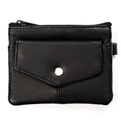 Čierna kľúčenka z pravej kože s vreckami na zips