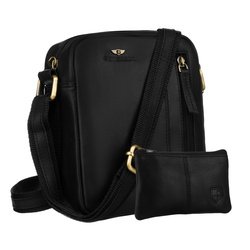 Štýlová pánska kožená taška typu letterman v čiernej farbe zavesená na nastaviteľnom popruhu - Peterson