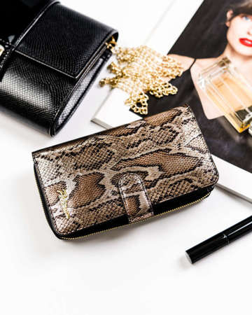Dámska vertikálna kožená peňaženka s hadím vzorom - Peterson
