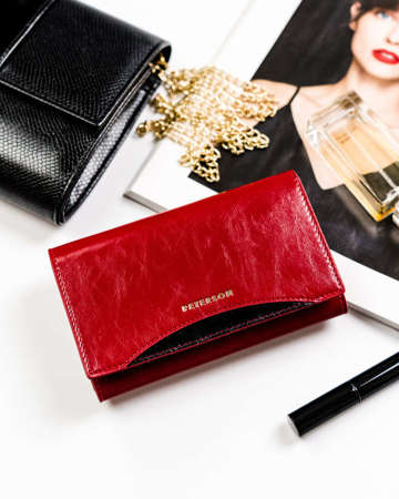 Kompaktná dámska kožená peňaženka z kvalitnej pravej kože - Peterson