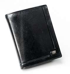Pánska vertikálna peňaženka bez zapínania z čiernej pravej kože Rovicky